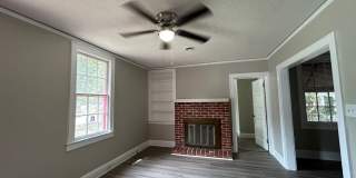 Crosswell Area-4 Bedroom, 2 Bathroom House Gallery 3