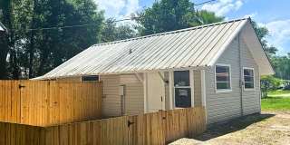 Cozy Remodeled 1BD/1BA + Bonus Room in Zephyrhills! Gallery 1