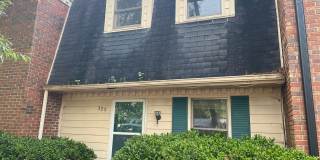 2 Bedroom- 1 1/2 bathroom- Townhouse Apartment in West Rome Gallery 1