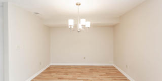 1527 Fairmont Street Gallery 14