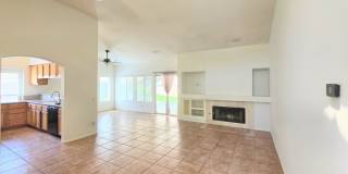 Gorgeous Single Story Home - In the Heart of Temecula Gallery 1