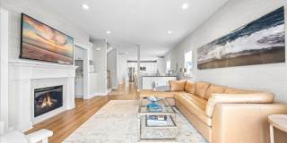 208 N Surrey Ave Gallery 9
