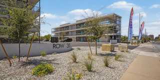 Row31 Gallery 52