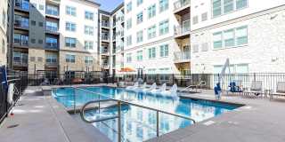 Flatiron Flats Apartments Gallery 18