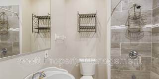 824 E. 33rd Street Gallery 5