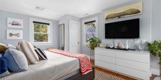 41 Hunter Avenue Gallery 17