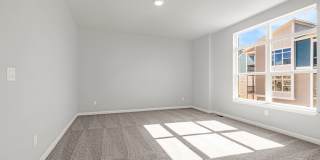 Brand New Luxury Townhome with Unparalleled Pikes Peak & Front Range Views Gallery 15
