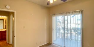 Central/UT 2/2 Apartments PRELEASE 8/15/2025 Gallery 8