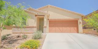 Spacious 4-Bedroom Home with Mountain Views & Beautiful Backyard Gallery 1