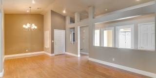 WONDERFUL 3 BEDROOM PLUS DEN 1 STORY HOME. CASITA WITH OWN BATHROOM! GATED COMMUNITY! Gallery 8