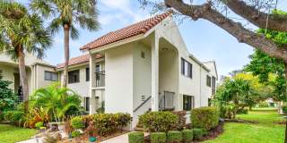 5687 Fairway Park Drive Gallery 1