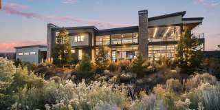 Contemporary Fully Furnished Four Bed Four Bath Masterpiece in Tetherow Gallery 1