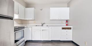 ***Receive 1 Month FREE Rent at Leavitt Park!*** Gallery 4