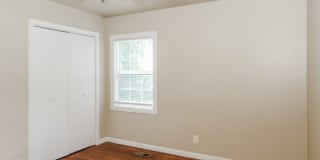 1803 Canterbury Circle Northwest Gallery 7