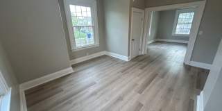 Beautiful Newly Renovated Home 4 BEDROOM 2 BATH Gallery 4