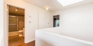 Modern Style 3 Bed / 3 Bath Townhouse + Bonus Room in North Alhambra! Gallery 7