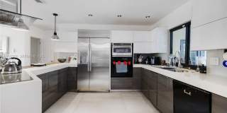 20375 NE 22nd Place, Miami, FL 33180 Gallery 3