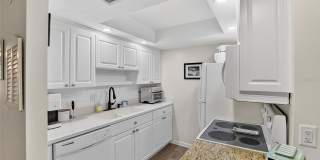 650 PINELLAS POINT Drive S Gallery 8