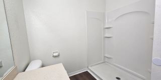 Adorable 2 bedrooms 2 baths recently remodeled rental home available in Groveland Gallery 12