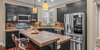 Grand Northwest Crossing Home. Fully furnished monthly rental. Walk to Compass Park. All Utilities, WIFI, and Landscaping Included in Rent. Gallery 9