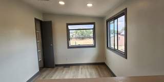 7300 North Spur Road Gallery 7