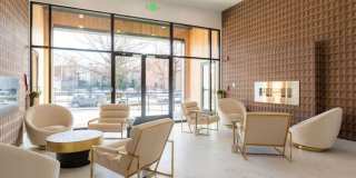 Caroline Gallery 8
