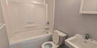 3304 SW 29th Terrace - 2 Gallery 7