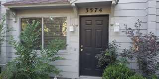 Sunny, newly remodeled 3 bed + office/2.5 bath in Applewood townhomes close to NOBO! Gallery 31