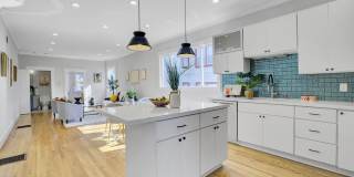 Wonderful House with Huge Deck in an Amazing Location Gallery 25