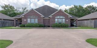 1421 Western Oaks Gallery 1