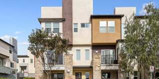 370 Broadway Dr Gallery 1