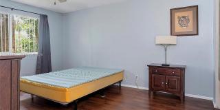 3083 N Oakland Forest Dr Gallery 29
