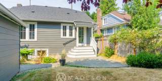 Beautiful Remodeled House with Fenced Yard in Maple Leaf Gallery 13