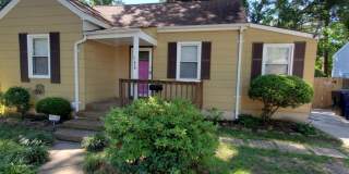 Charming Single-Family Home on Quiet Cul-De-Sac Charming Single-Family Home on Quiet Cul-De-Sac Gallery 1