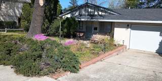 Los Gatos - Inviting Los Gatos Home with Classic Charm & Entertainer’s Backyard Gallery 3