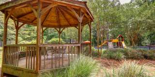 700 Riverchase Gallery 22