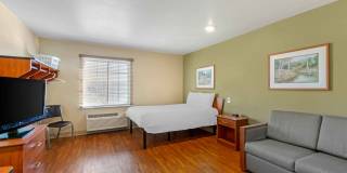 Cleveland - Mentor Gallery 3