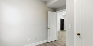 5137 Master Street - 1B Gallery 9