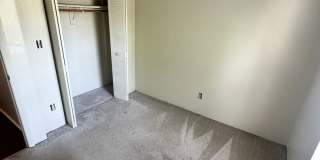 4 bedroom 2.5 bathroom Townhouse Gallery 13