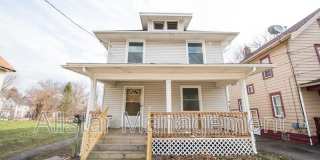 284 Gordon Drive Gallery 1