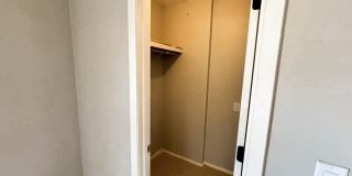205 Cambridge Lane Gallery 12