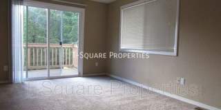 7716 36th Ave NE Gallery 2