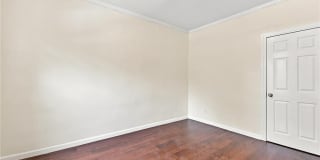 5446 Christy Avenue Gallery 9