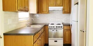 92 Oakdale Avenue Gallery 1