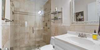 6259 Bay Club Dr Gallery 10