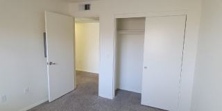 Larkspur Village Apartments Gallery 20
