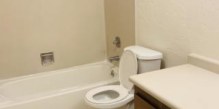 985 Lewis Avenue #7 Gallery 3