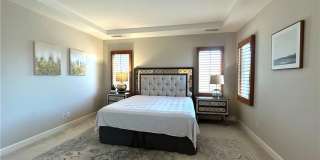 86 Meander Gallery 16