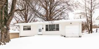 Cozy 2 Bedroom, 1 Bathroom Home Gallery 1