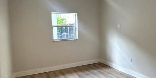 485 NW 25th Ct Gallery 9